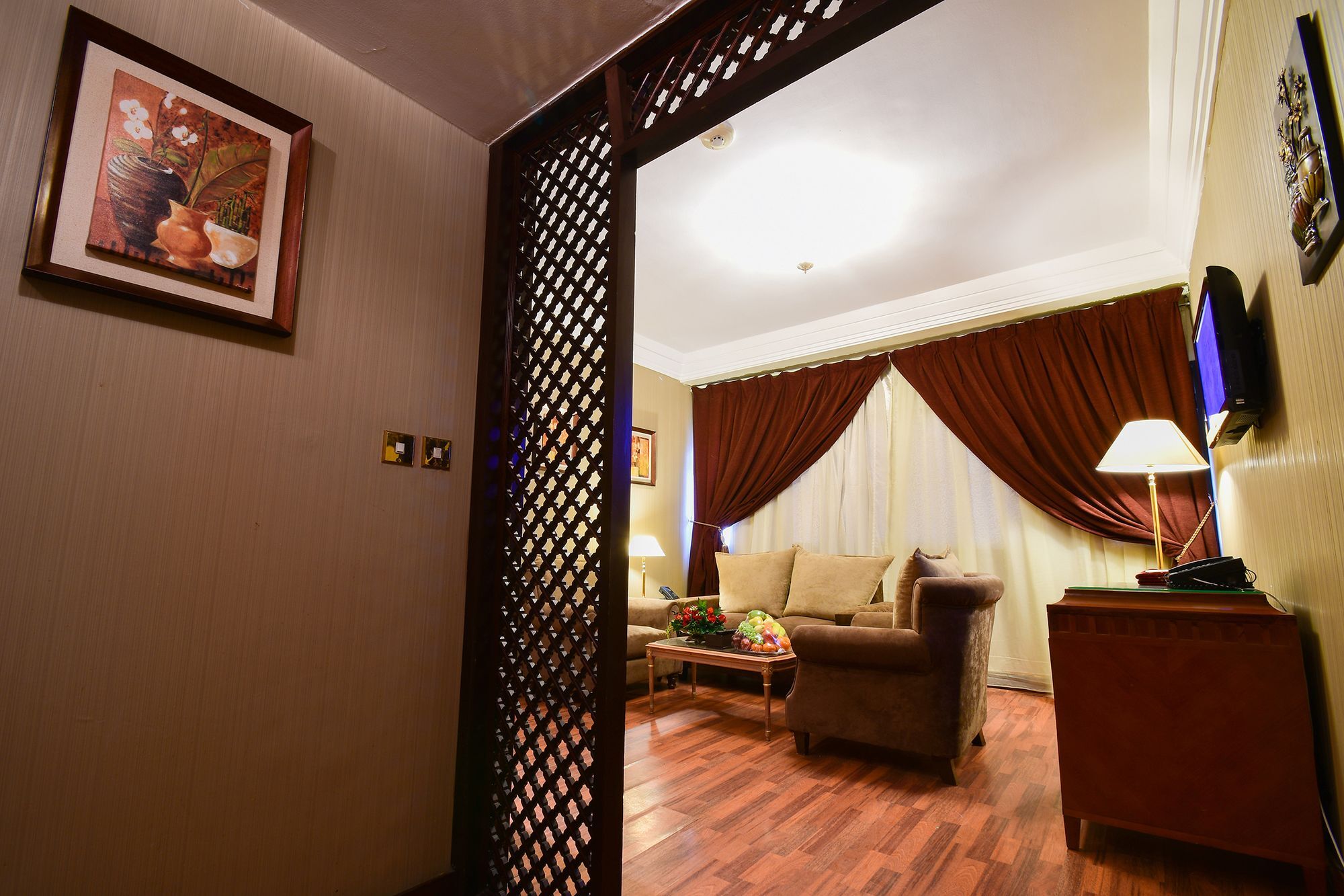 Отель Al Ansar Golden Tulip Медина Экстерьер фото