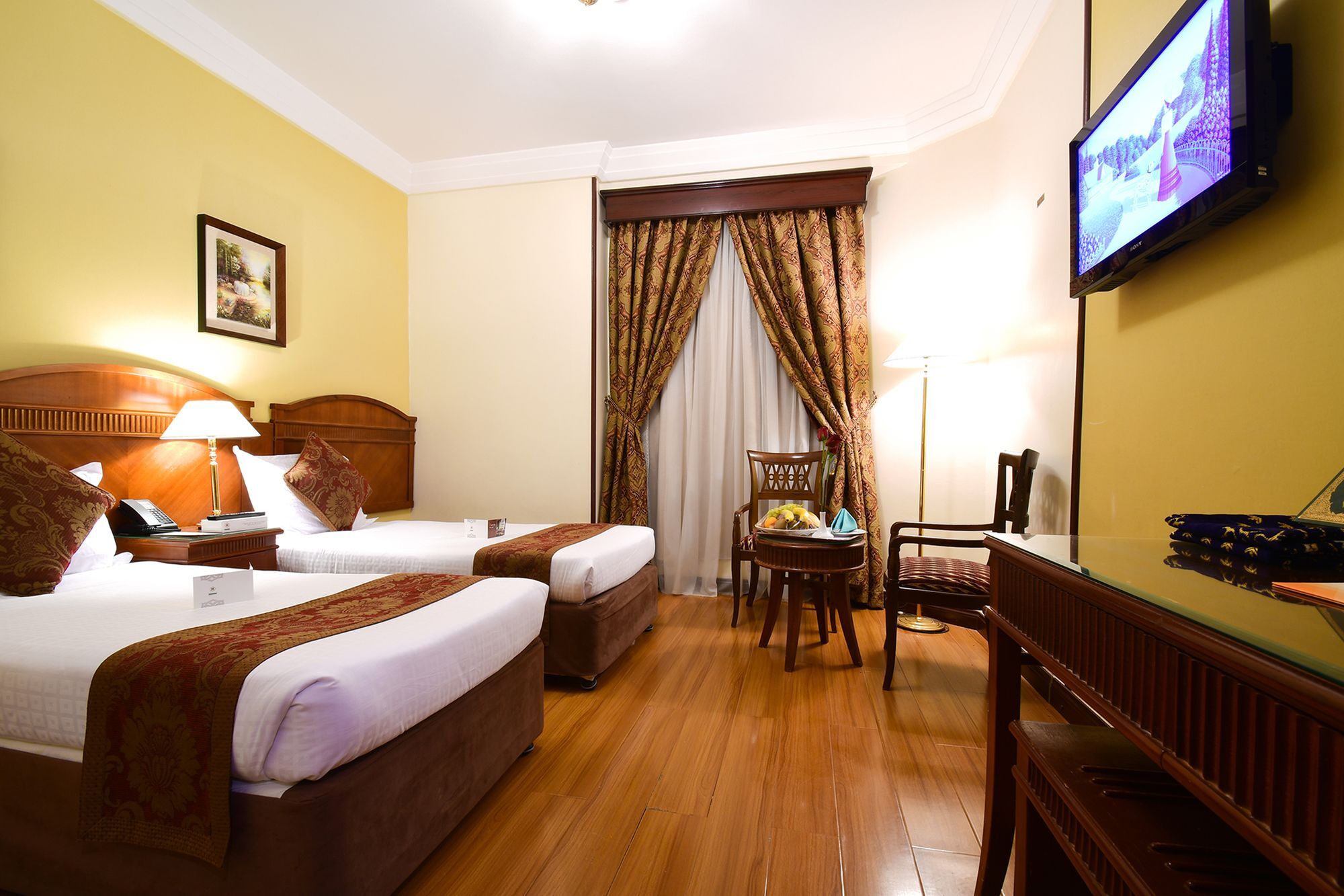 Отель Al Ansar Golden Tulip Медина Экстерьер фото